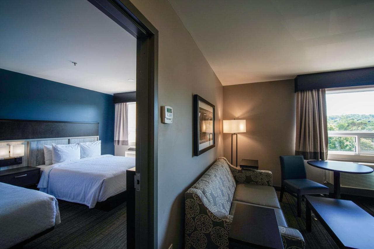 Best Western Plus Chocolate Lake Hotel - Halifax Exterior photo