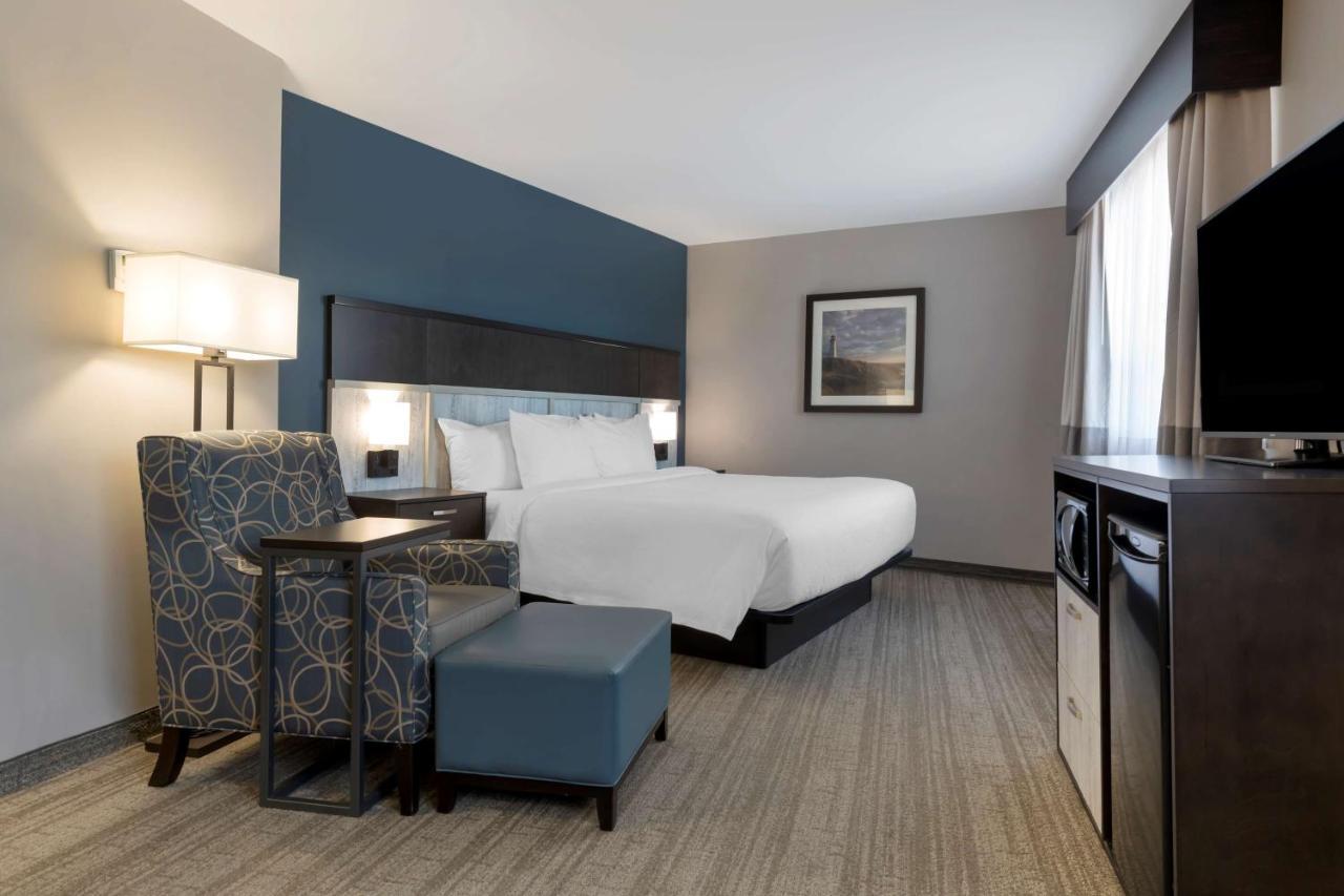 Best Western Plus Chocolate Lake Hotel - Halifax Exterior photo